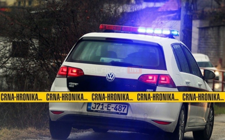 Dobrovoljno predao sumnjive supstance: Konjička policija lišila slobode muškarca zbog posjedovanja droge