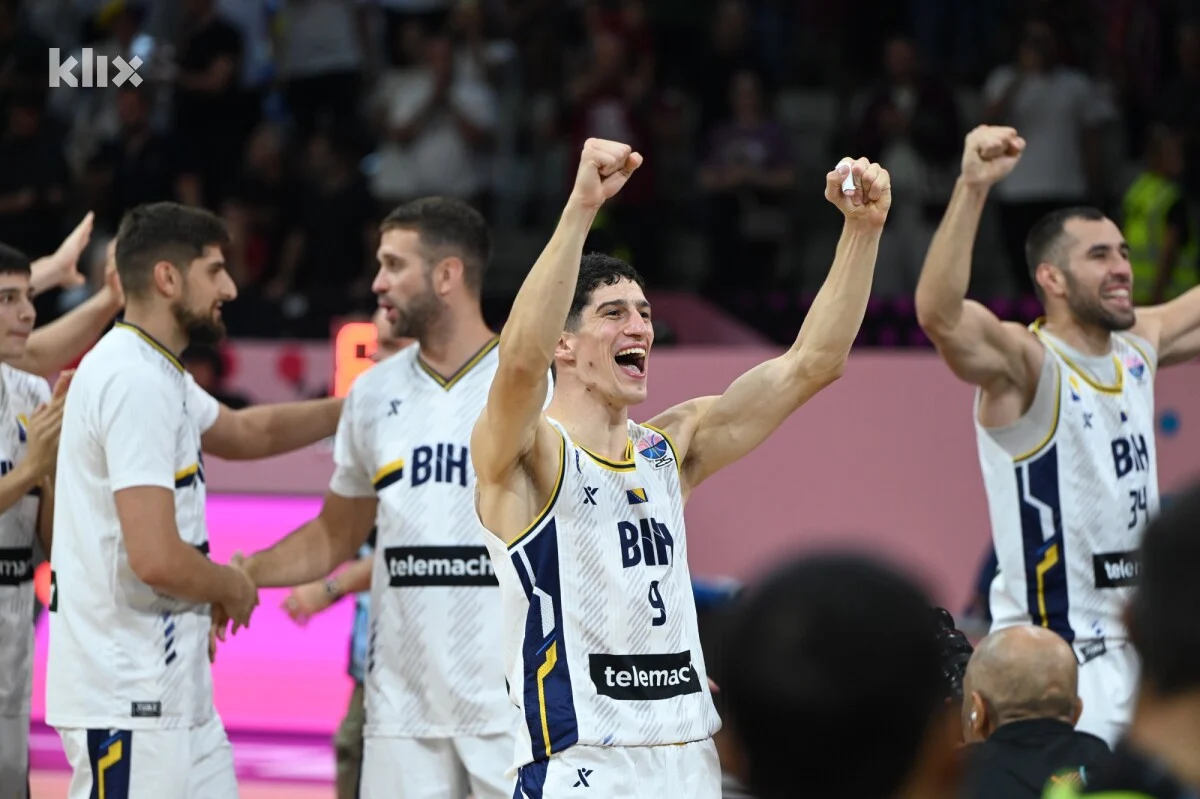 Sjaaaaajno! BiH je u osmini finala Eurobasketa!